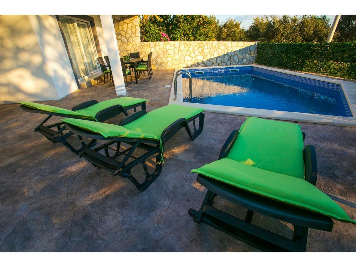 Villa Croatia Sea View With Heated Pool Вінішчє Екстер'єр фото