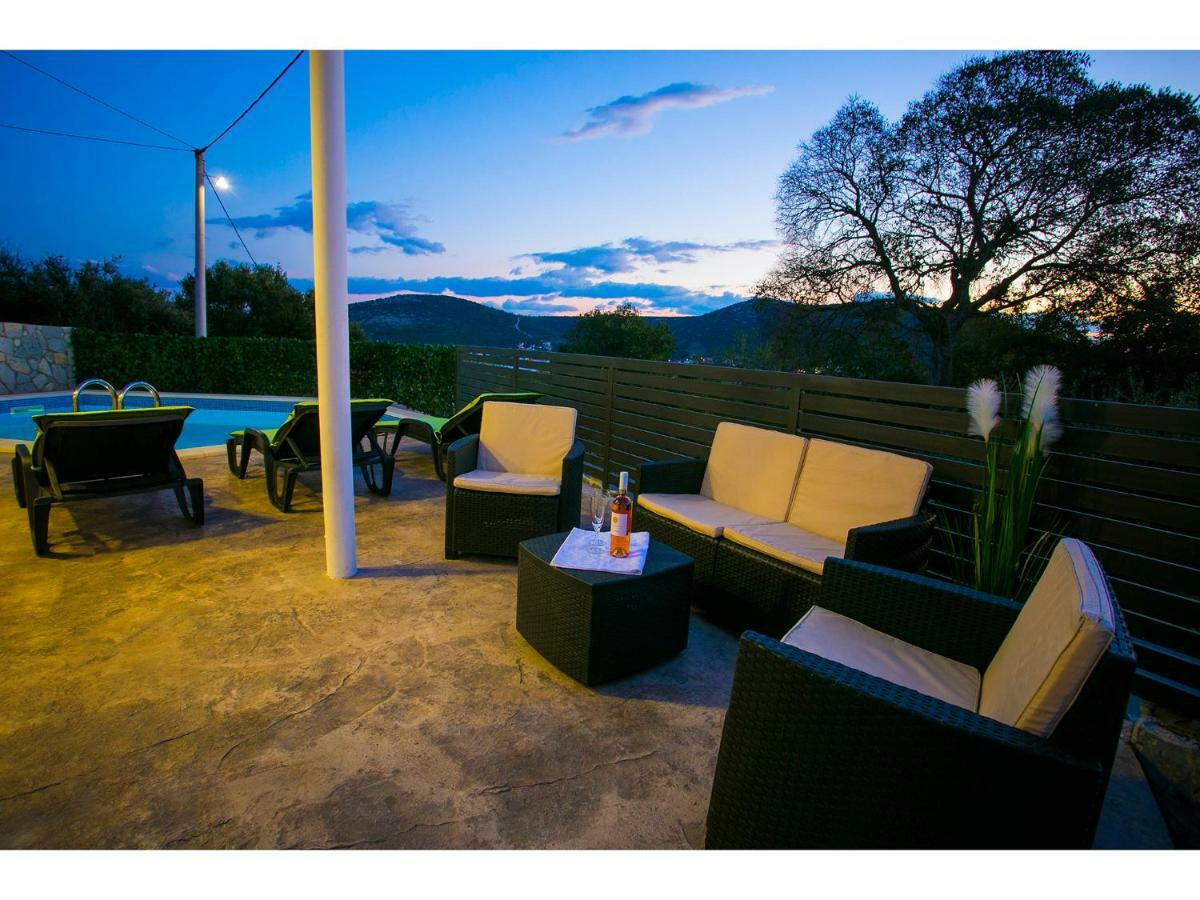 Villa Croatia Sea View With Heated Pool Вінішчє Екстер'єр фото