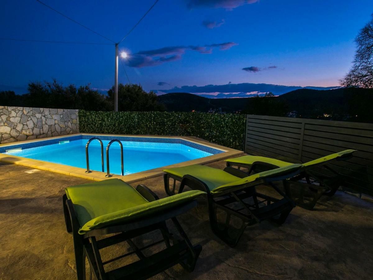 Villa Croatia Sea View With Heated Pool Вінішчє Екстер'єр фото