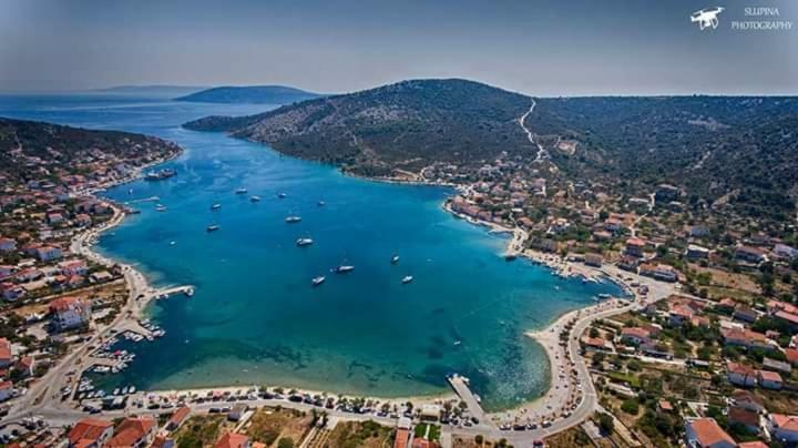 Villa Croatia Sea View With Heated Pool Вінішчє Екстер'єр фото